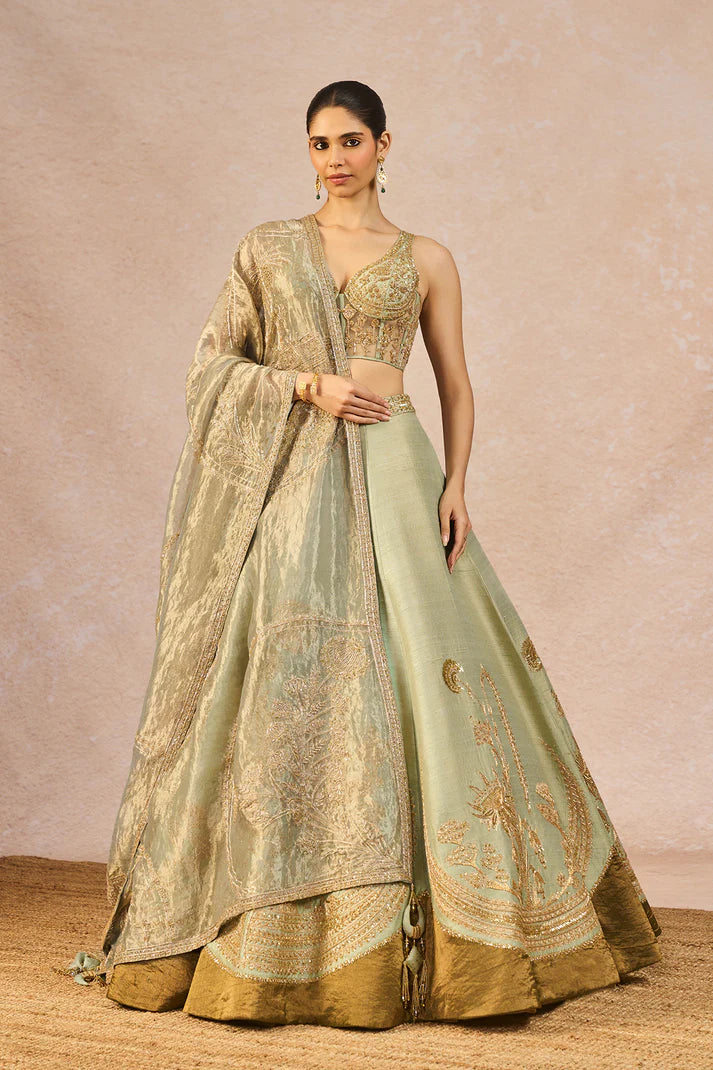 THE ‘IKRAR HUA’ LEHENGA  1