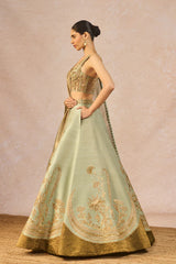 THE ‘IKRAR HUA’ LEHENGA  2