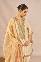 NOOR BAN GYE' SKD SET