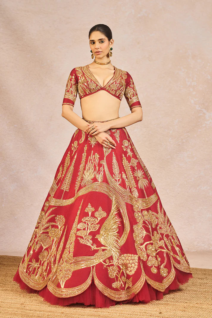 ‘MEHAKASA PAIGAAM’ LEHENGA
