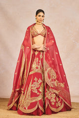 ‘MEHAKASA PAIGAAM’ LEHENGA