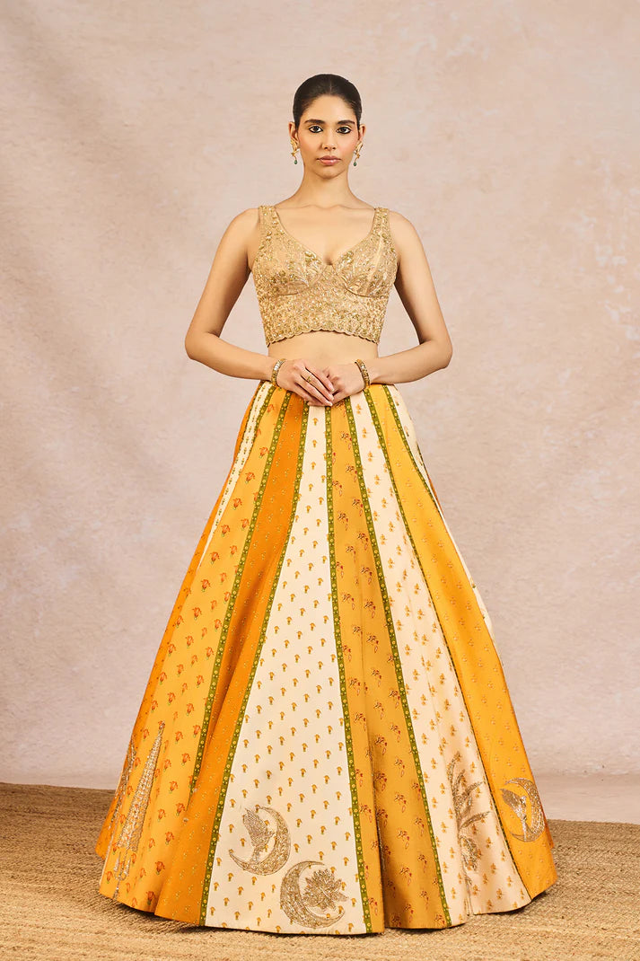 ‘AUR TUM’ LEHENGA SET