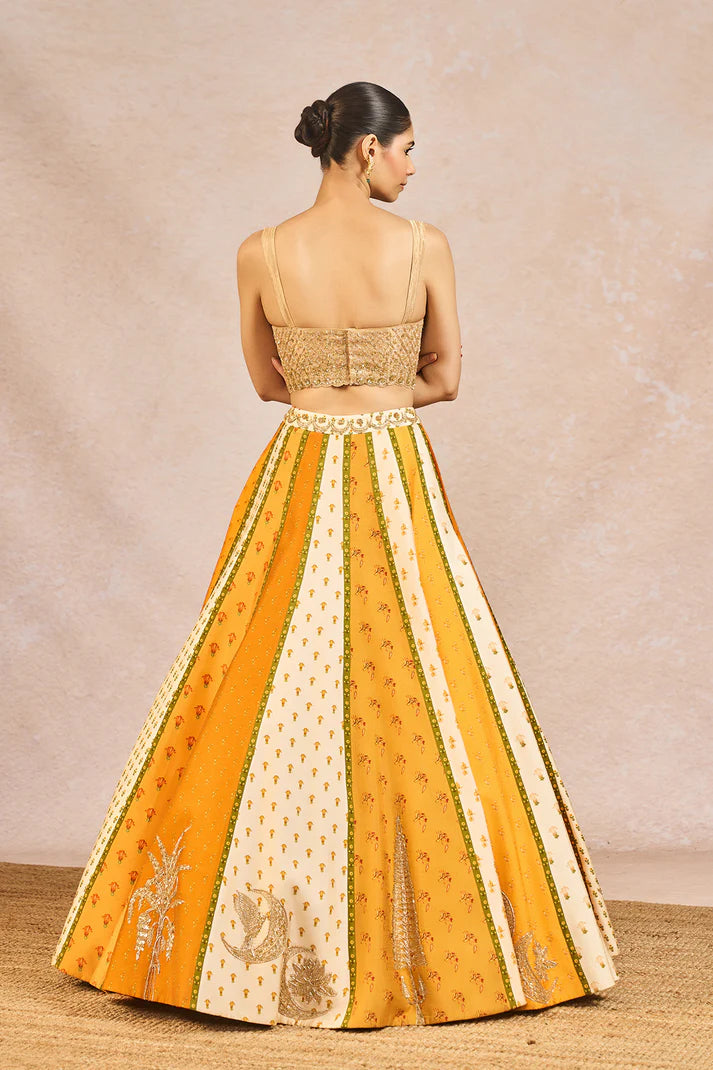 ‘AUR TUM’ LEHENGA SET
