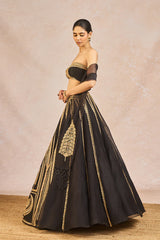 ‘AANKHON KA PAIGAM’ LEHENGA