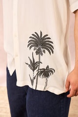 WHITE PALM TREE PRINT SHIRT