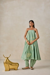 Chanderi Offshoulder Kurta With Pant Set