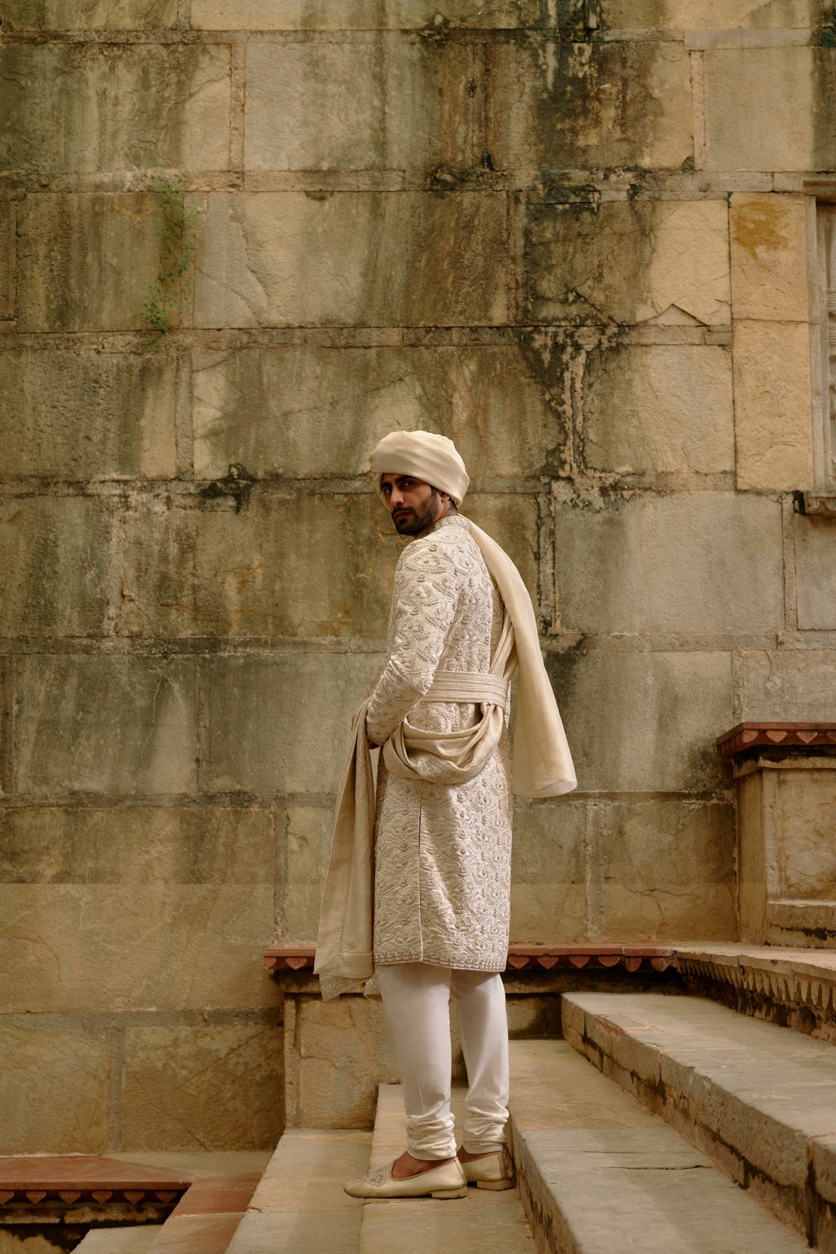 LINEN SILK BROCADE ZARDOZI SHERWANI SET