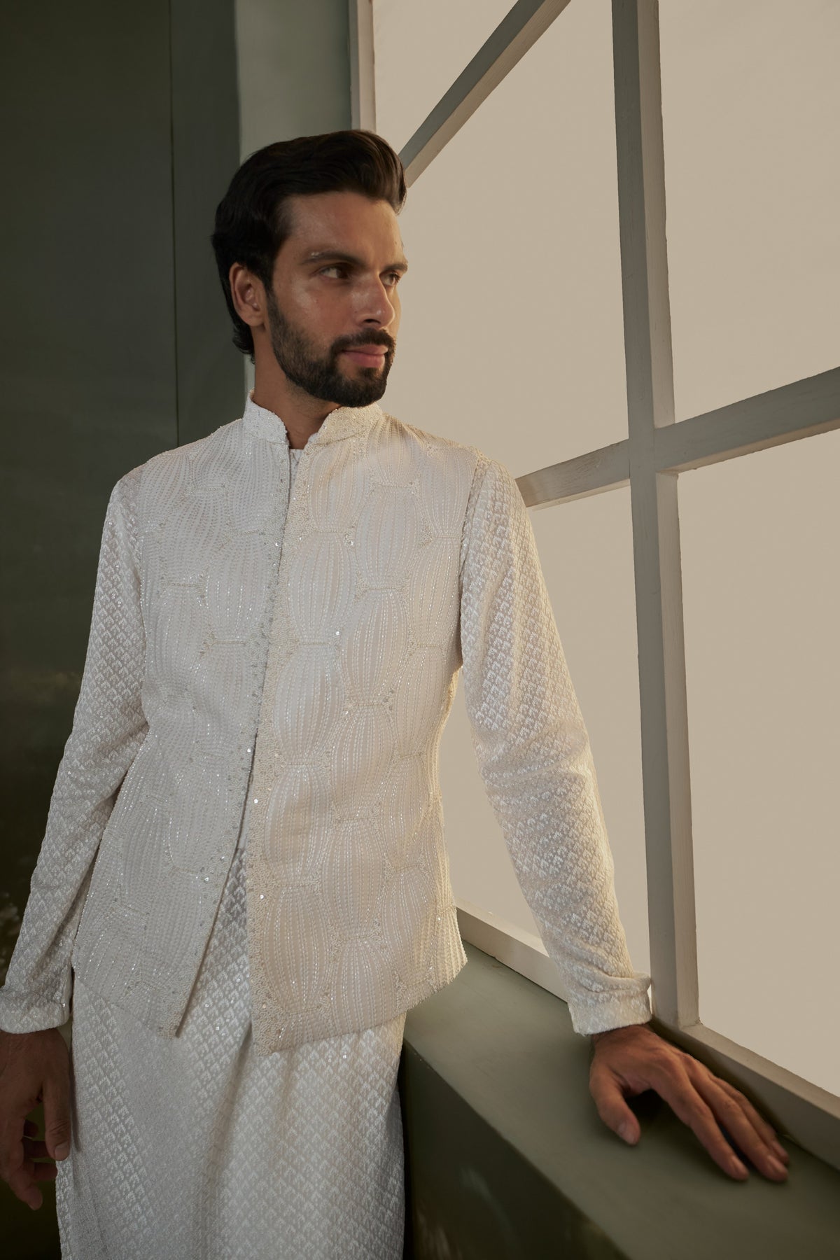IVORY GEORGETTE KURTA AND PANT WITH EMBROIDERY NEHRU JACKET