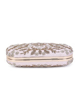 Graceful pink clutch