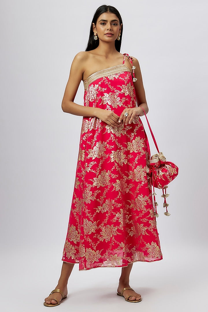 Rani Pink Recycled Polyester Foil Printed & Metallic Embroidered Kaftan