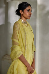 AURI KURTA SET