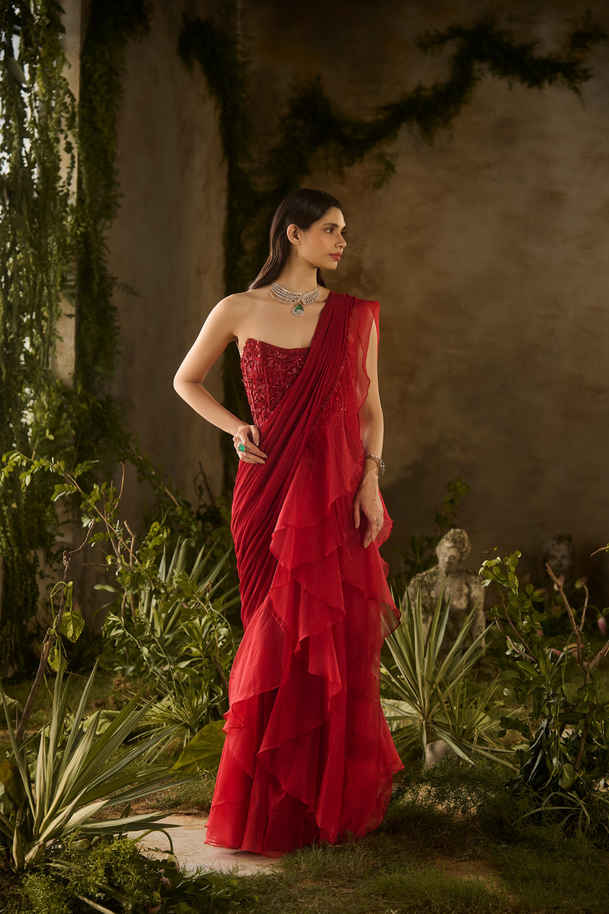 SCARLET SAREE SET