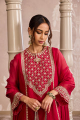 Tasveer Kurta Set