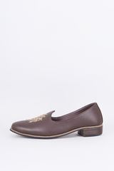 Charcoal grey leather based slip on juttis