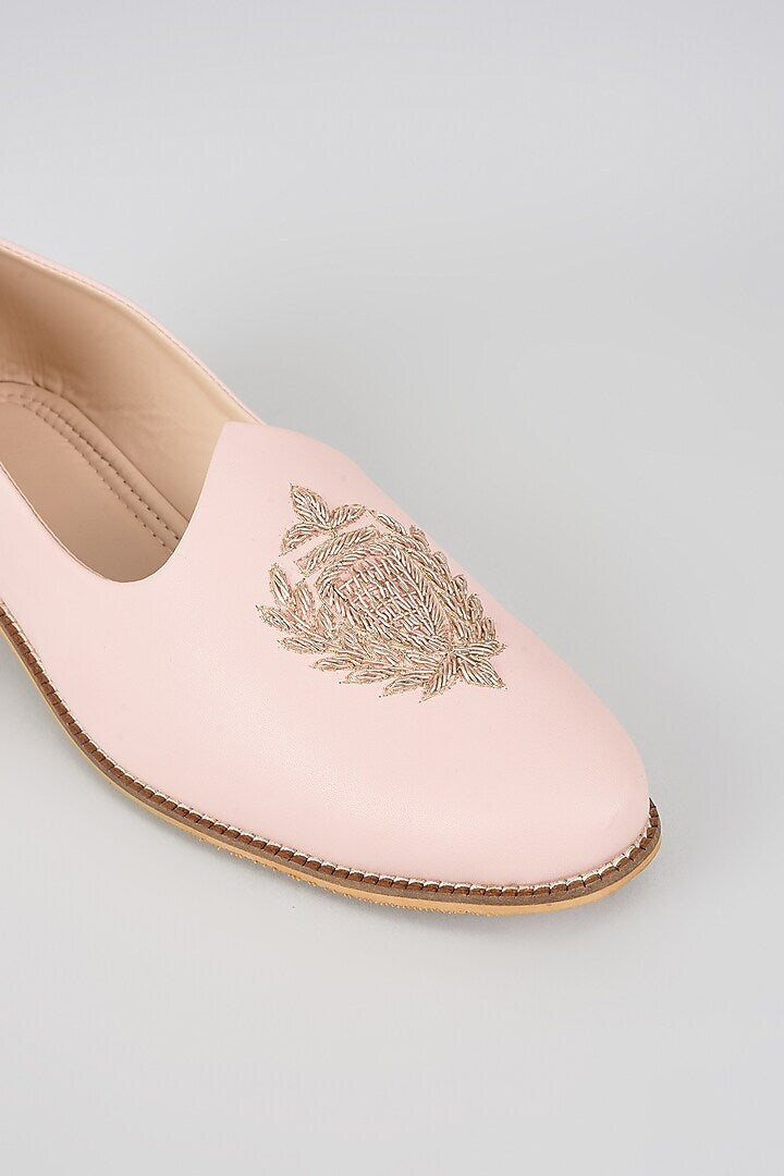 Pink Royal Crest Embroidered Juttis