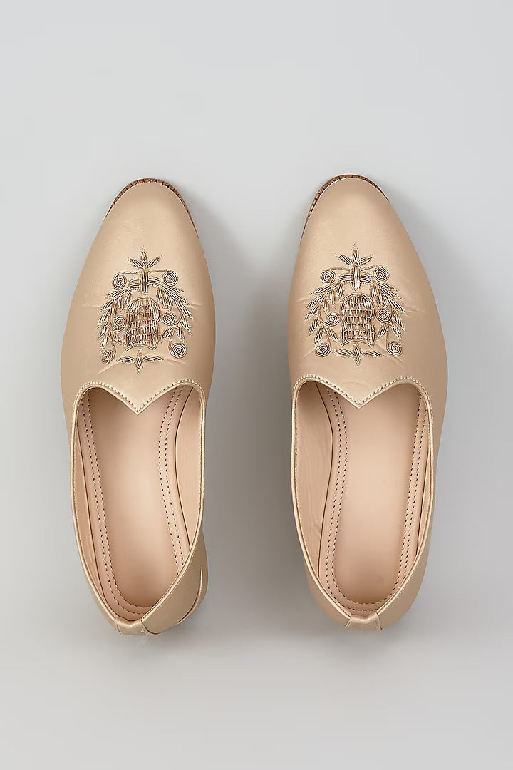 Bronze Gold Royal Crest Embroidered Juttis