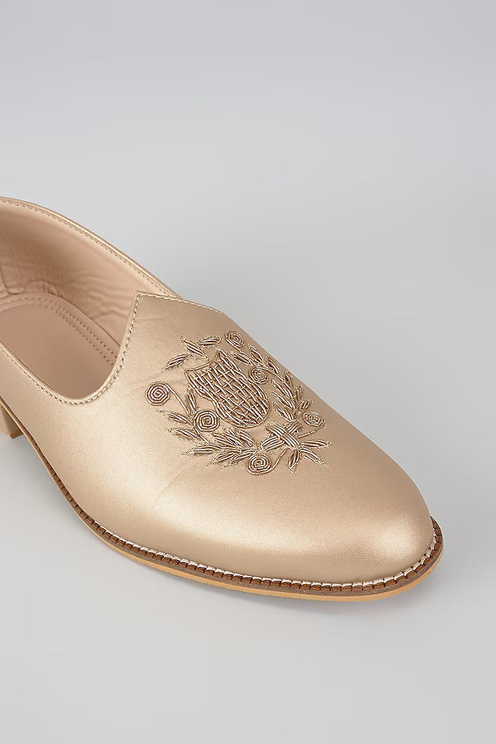 Bronze Gold Royal Crest Embroidered Juttis
