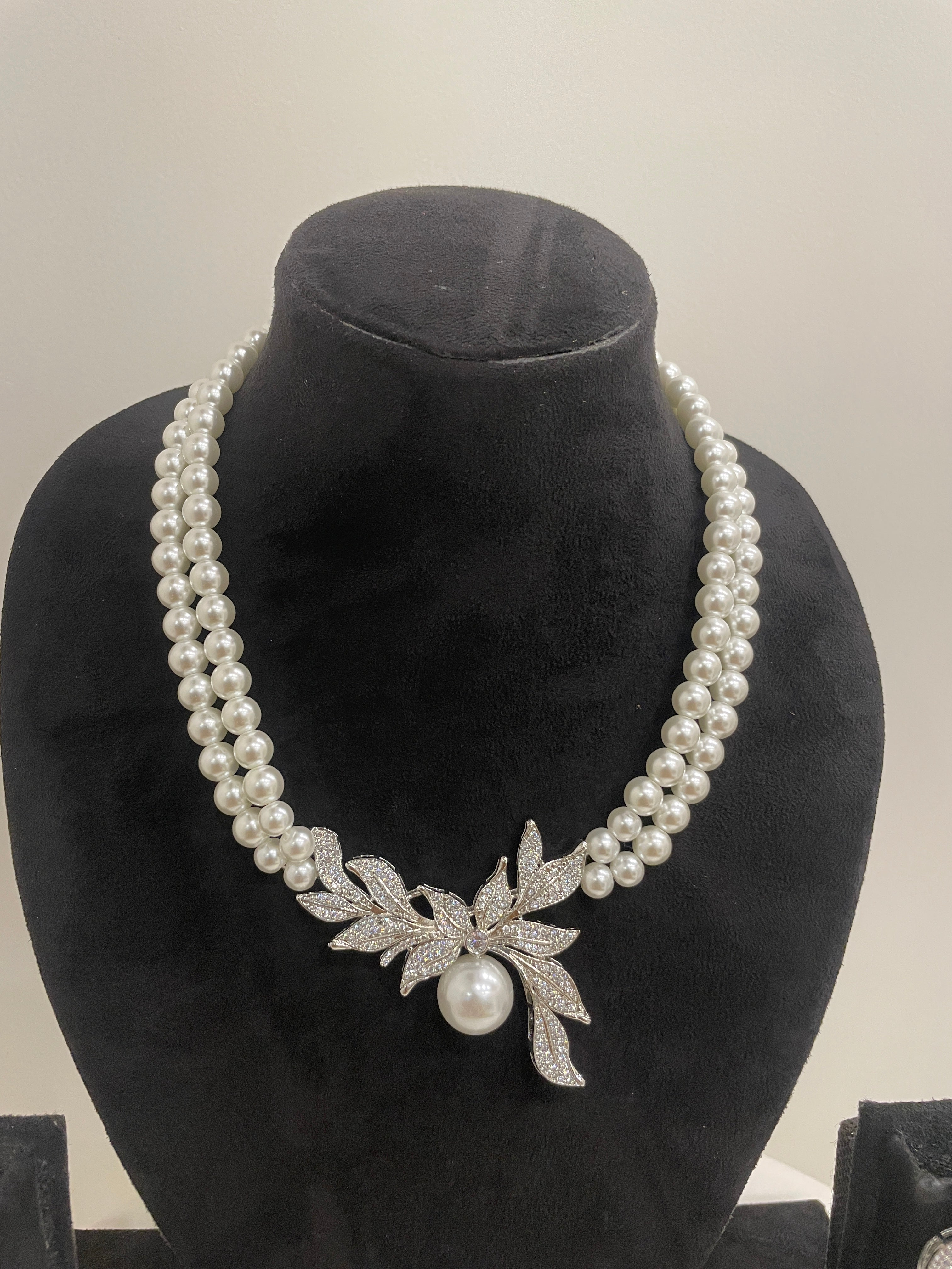 NECKLACE SET