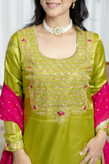 Suit set
