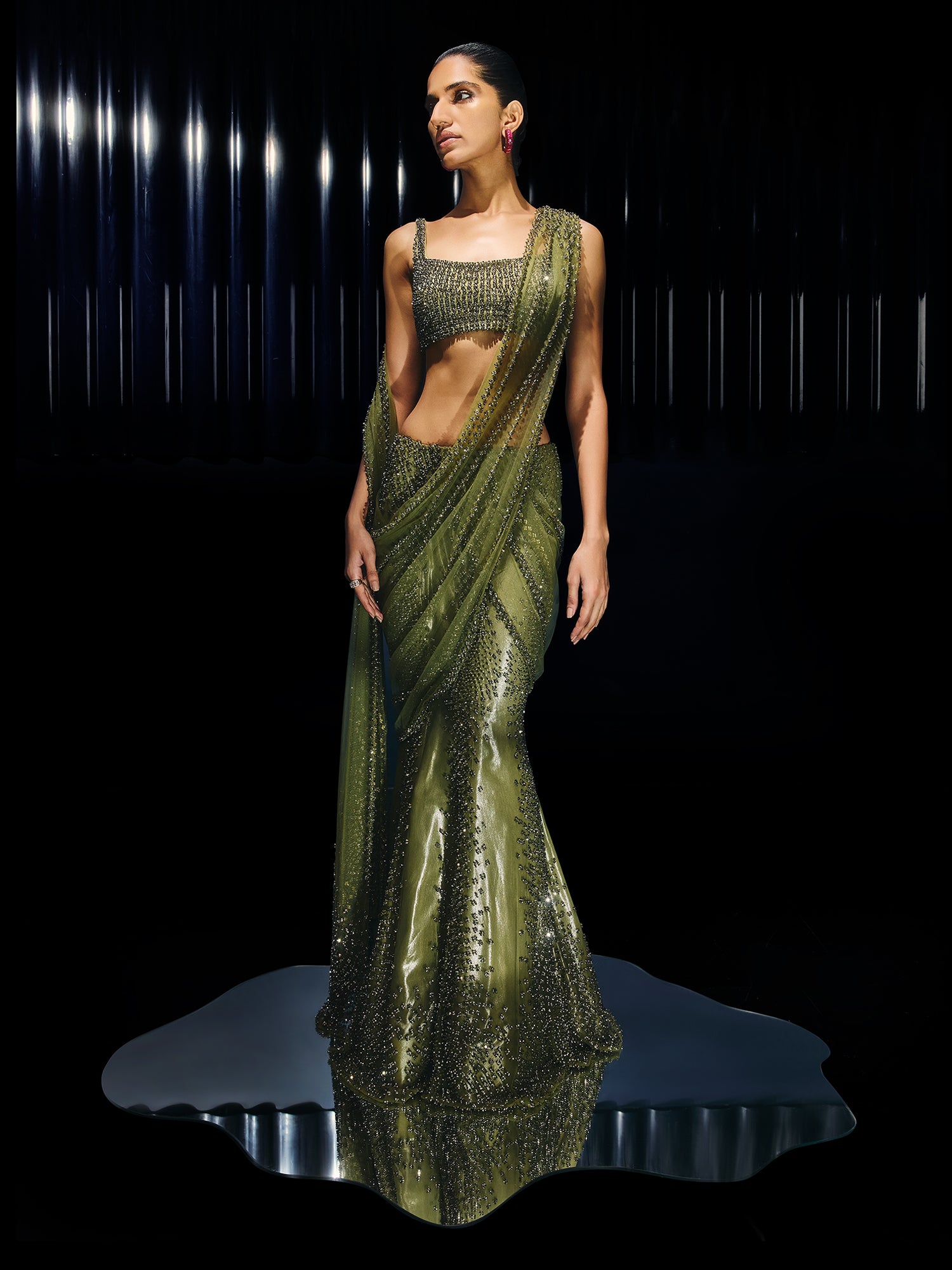 The Dione Sari