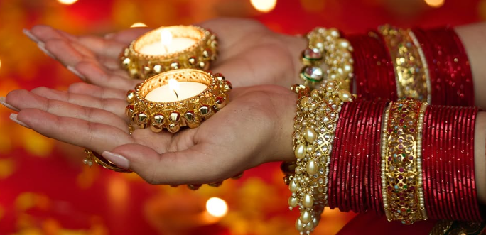 BANGLES