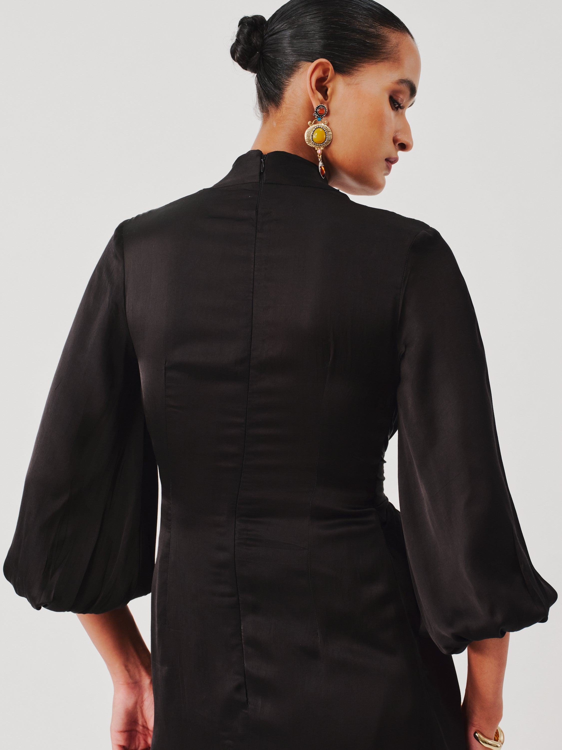 Diva Dress in Black