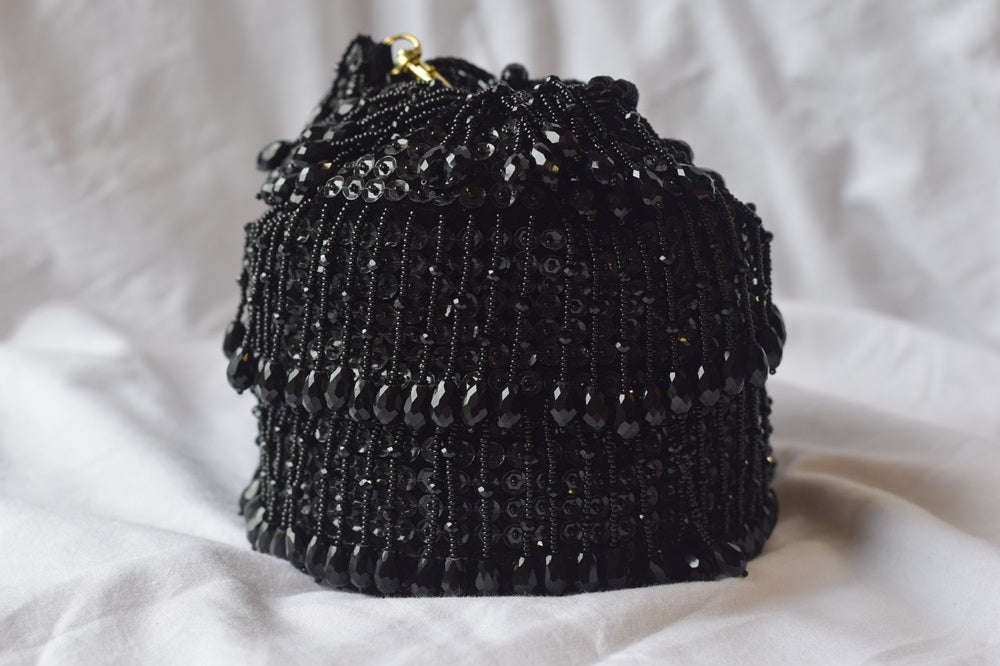 SHAYNA BUCKET BAG-BLACK