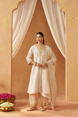 Liana Daisy Chauga with Salwar and Dupatta