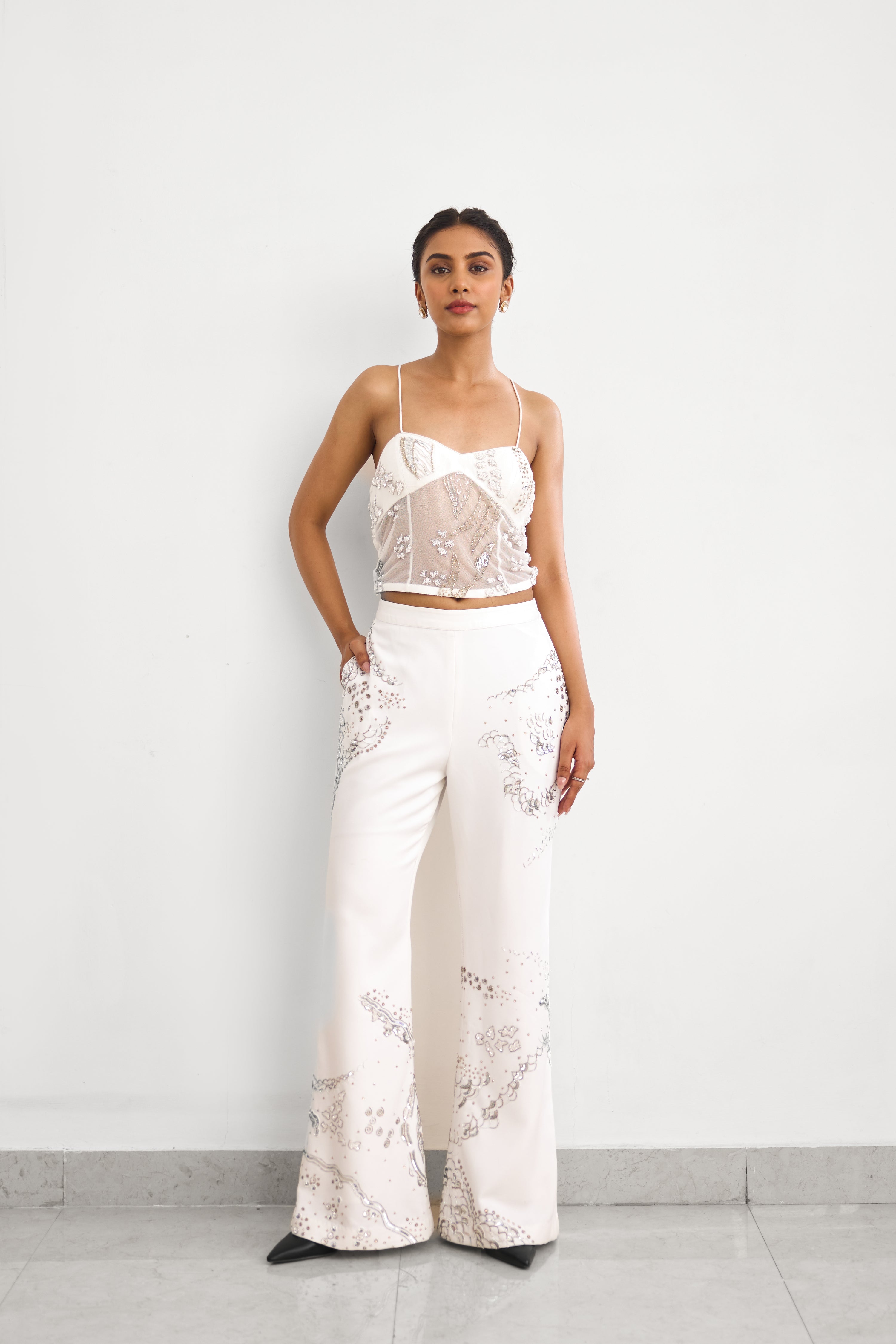 Aurora Ivory
