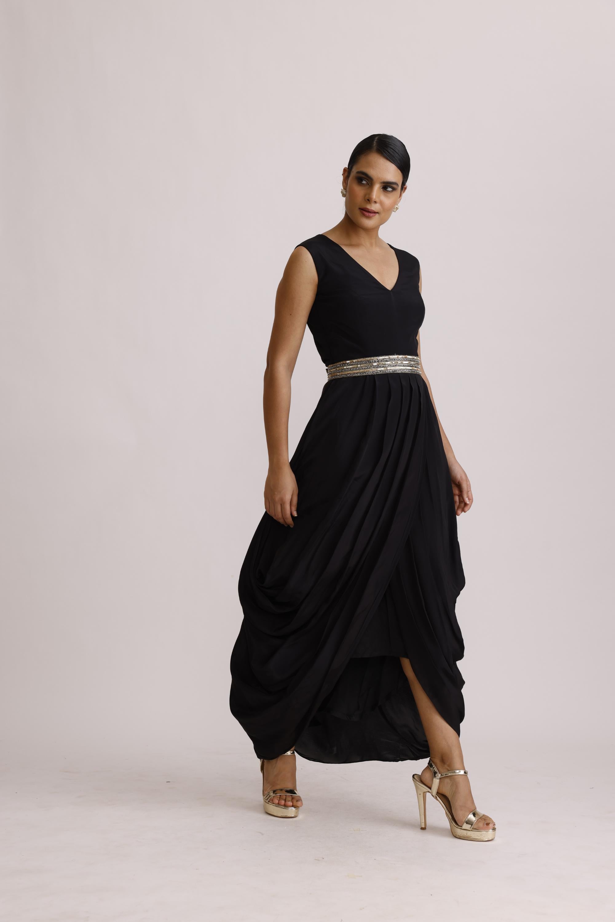 BLACK DRAPE TUNIC WITH BELT AND JACKET