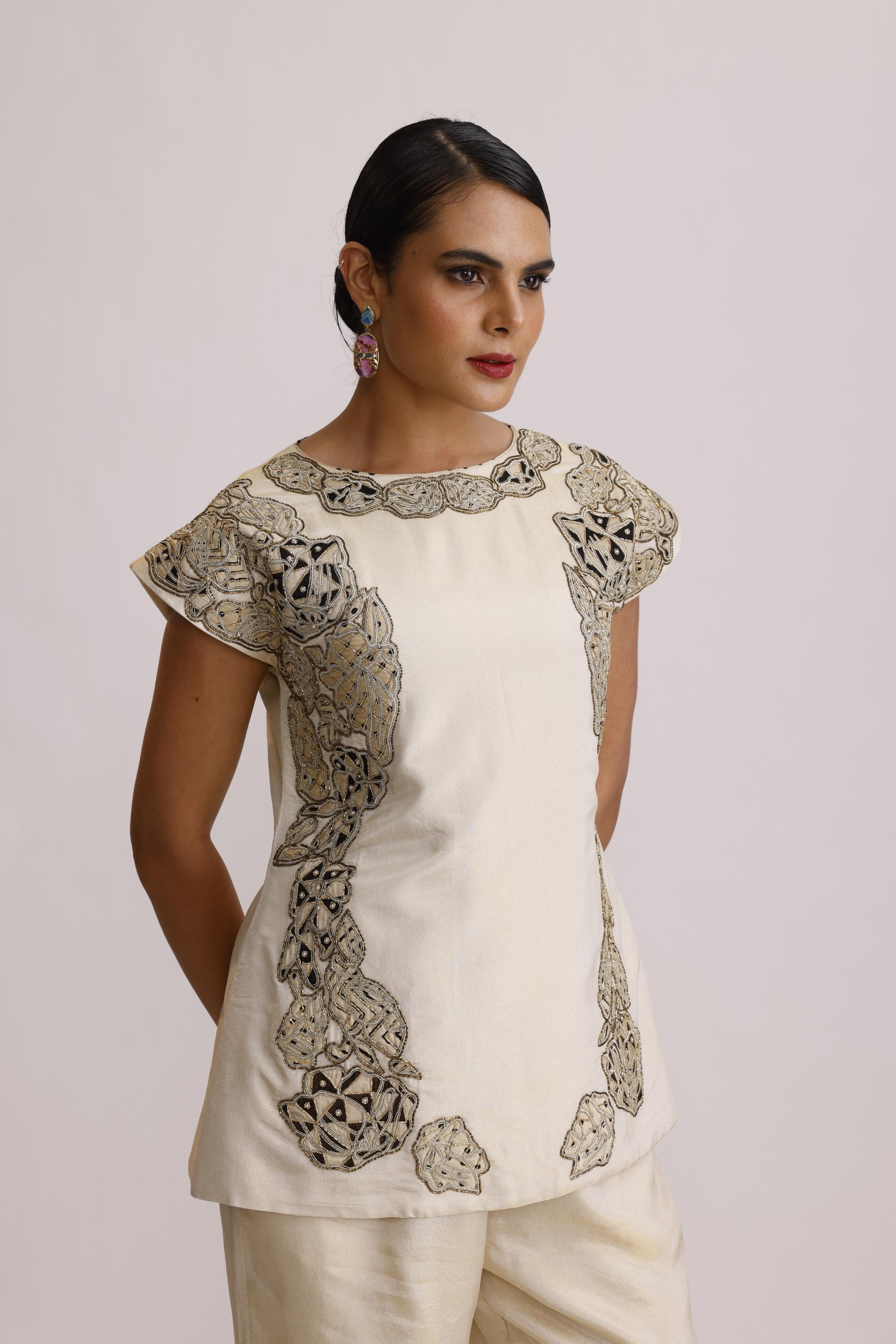IVORY TOP WITH STRAIGHT PANT