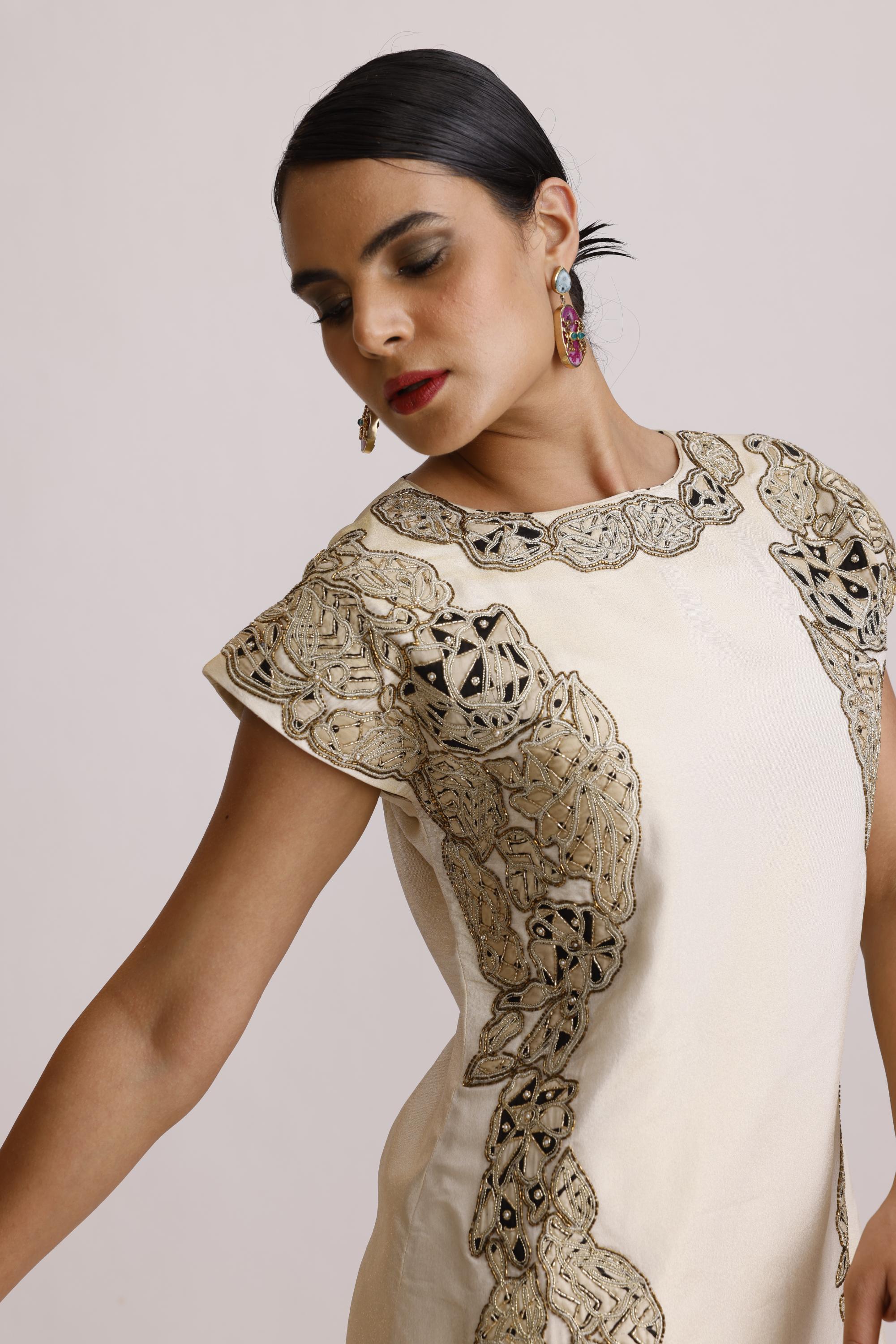 IVORY TOP WITH STRAIGHT PANT