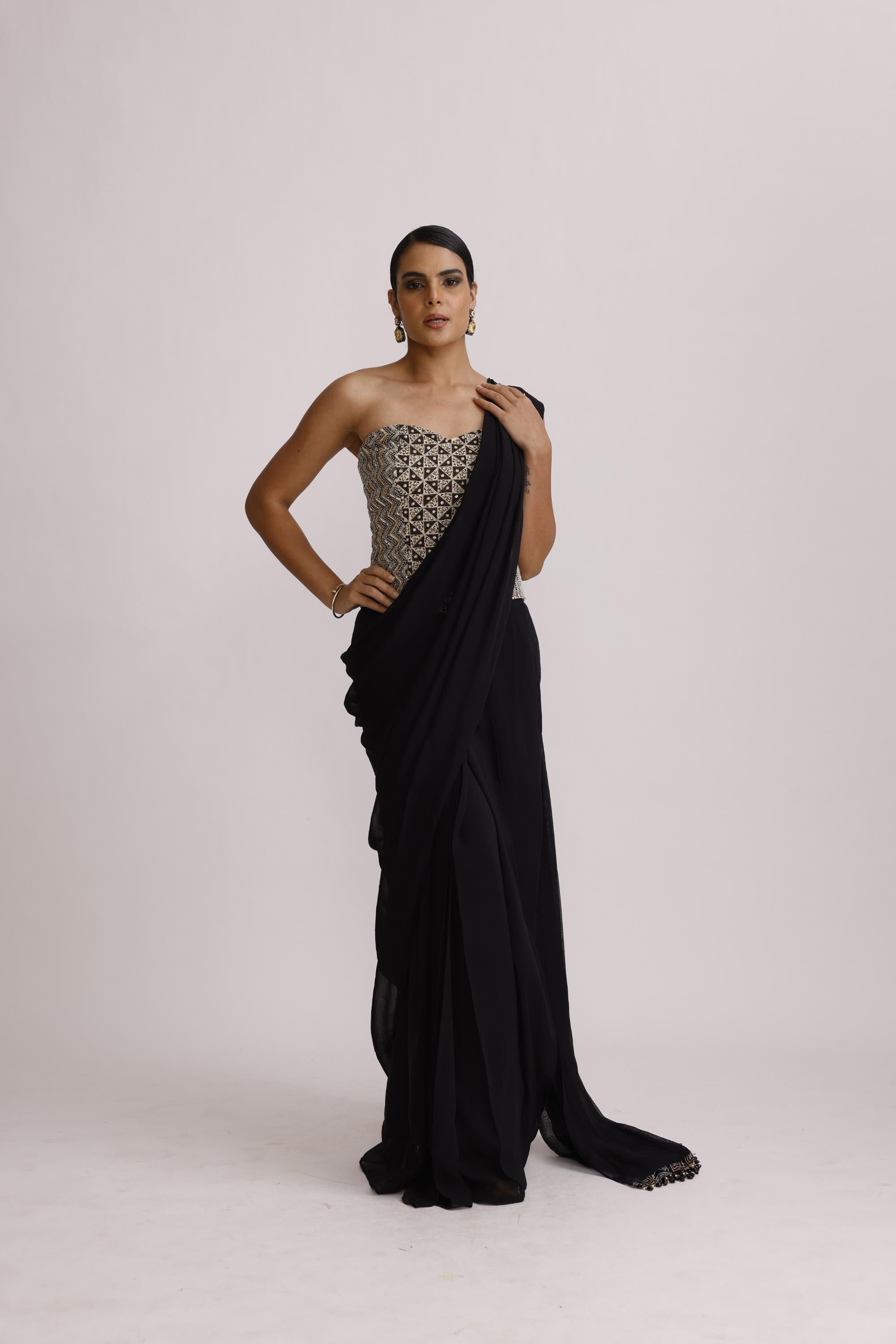BLACK CORSET TOP WITH DRAPE SAREE