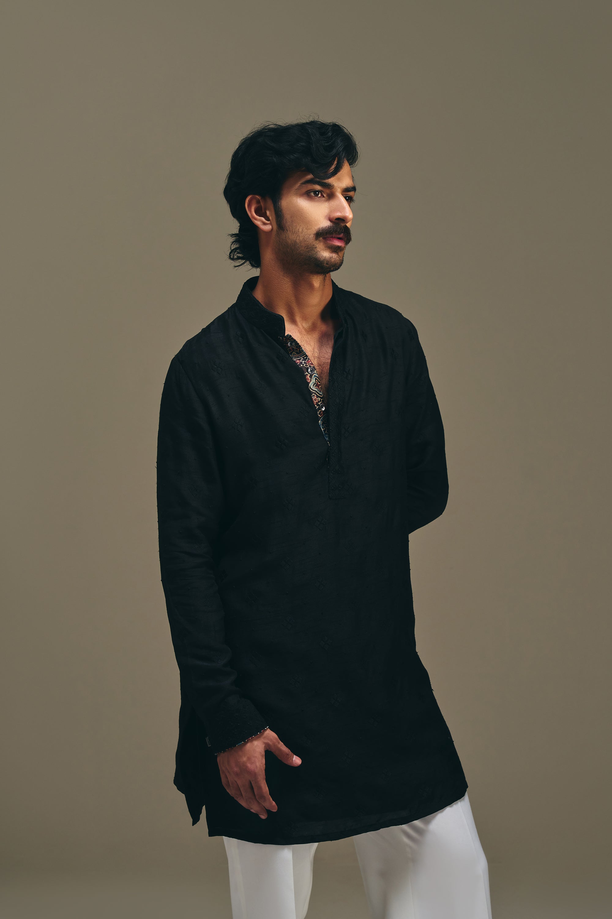 Meander Achkan Set