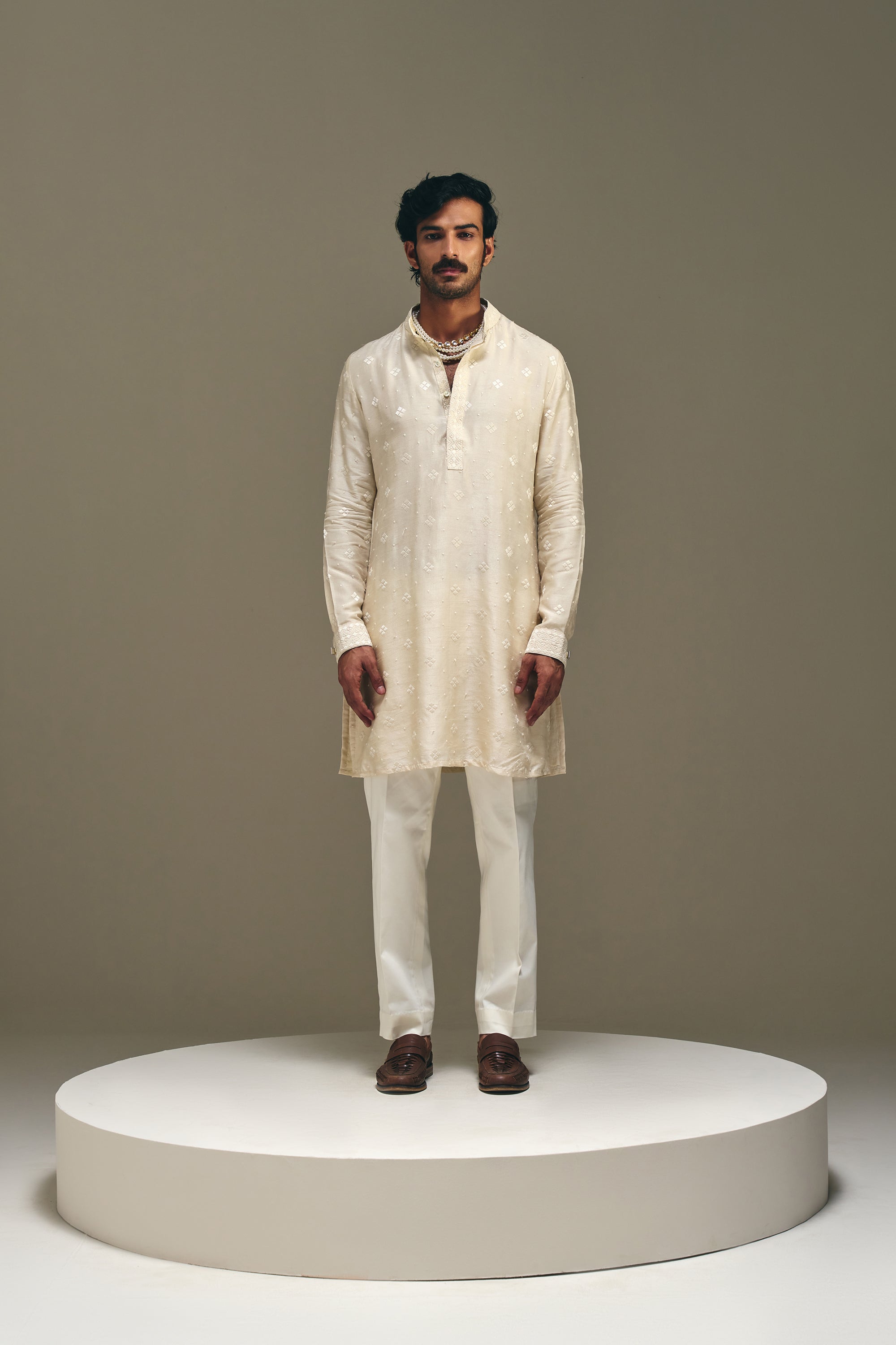 Meander Achkan Set