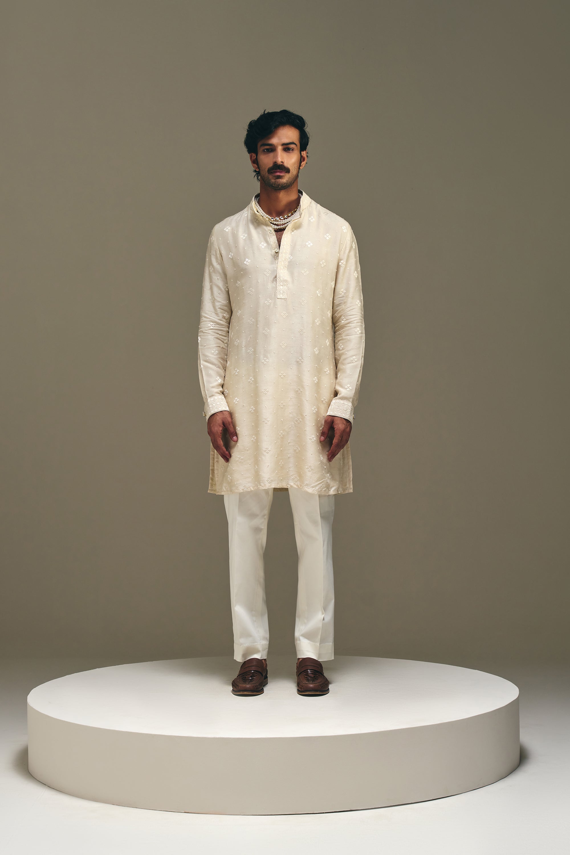 Meander Kurta Set