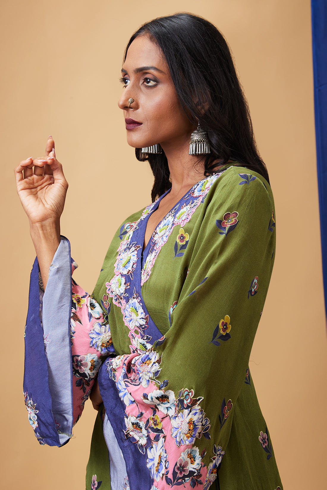 Tasnim Angarkha Set