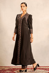 Black ajrakh embellished v neck slit kurta with pants