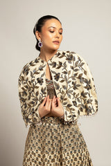 Lissome faded ivory blouse & Cape with Comely lehenga