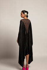 Fetching black Kaaftan