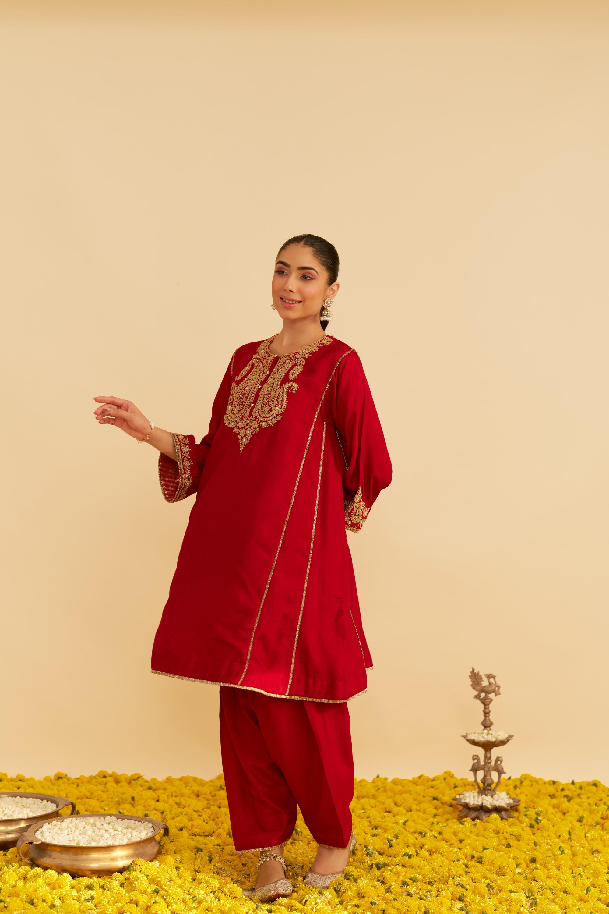 AYRA - SHORT CHAUGA WITH SALWAR