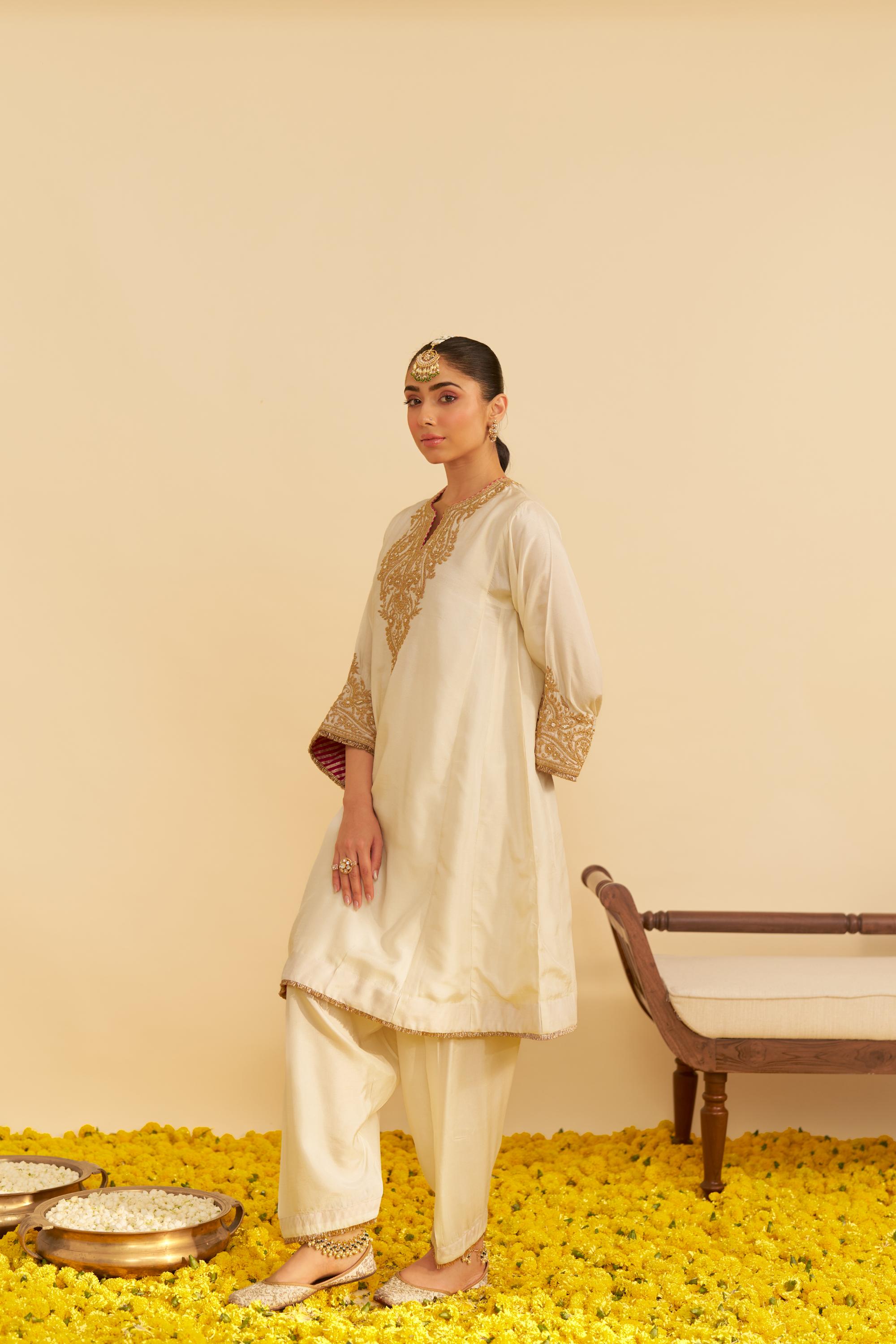 MARWA - SHORT CHAUGA WITH SALWAR