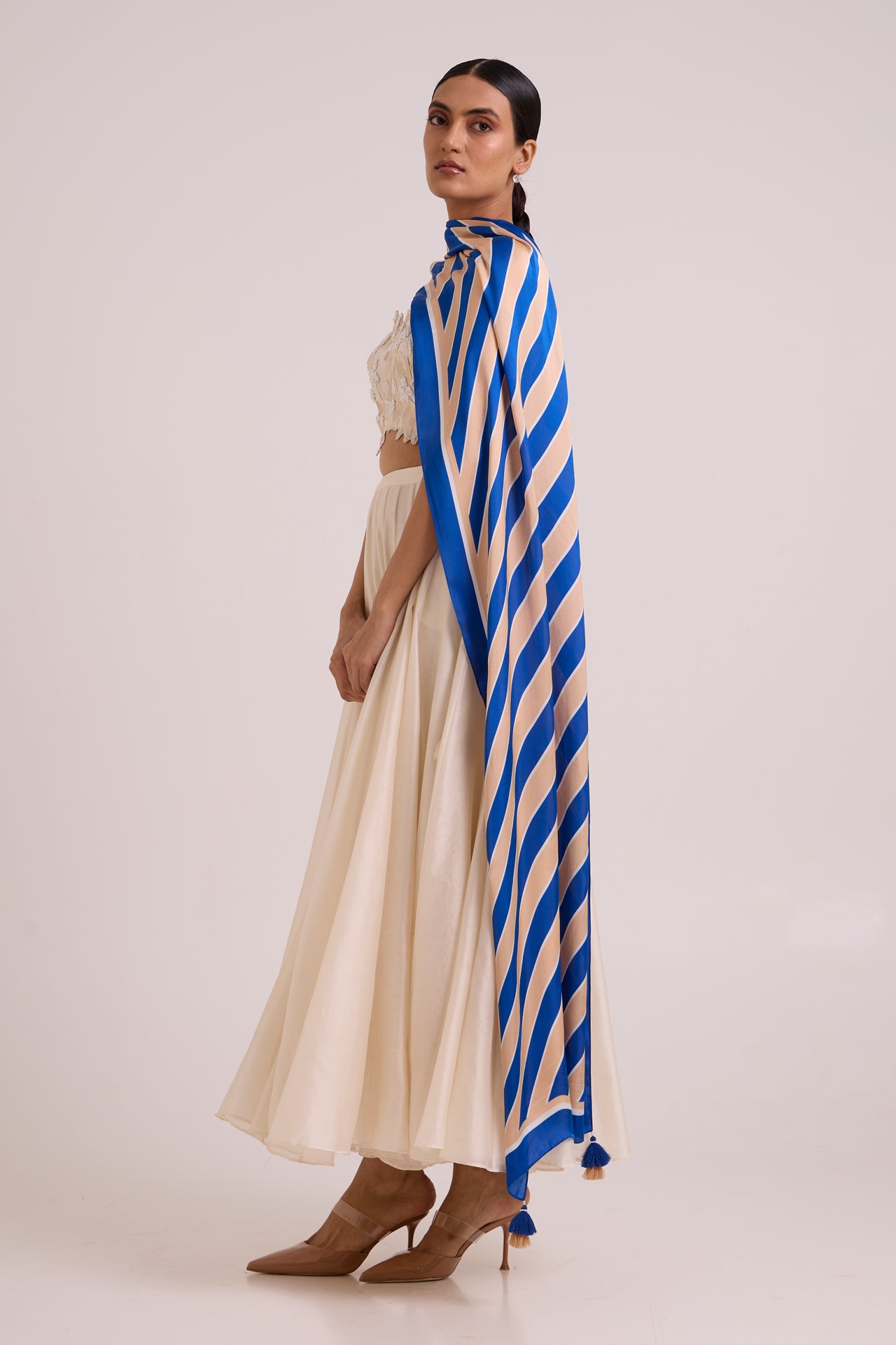 Hansa - Snow Laden Skirt Set