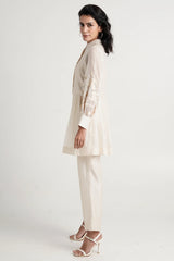 Ivory Abe