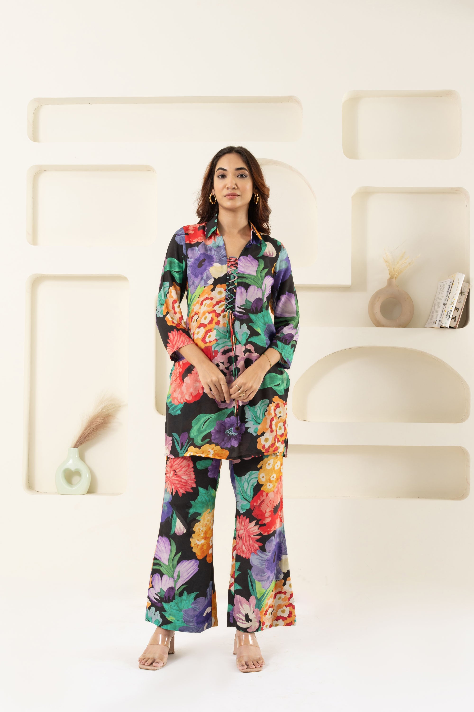 BLACK MYRA FLORAL CO-ORD SET.