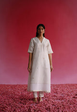 Mogra : Scent of serenity (Off white)