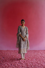 Swaroop : The lover of beauty (Grey)