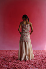Sneh : Love and levity (White)