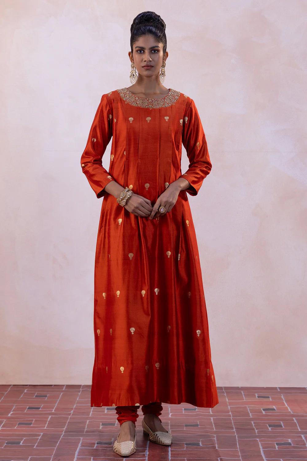 Antique Benarasi Kurta Set with Spun Silk Churidaar