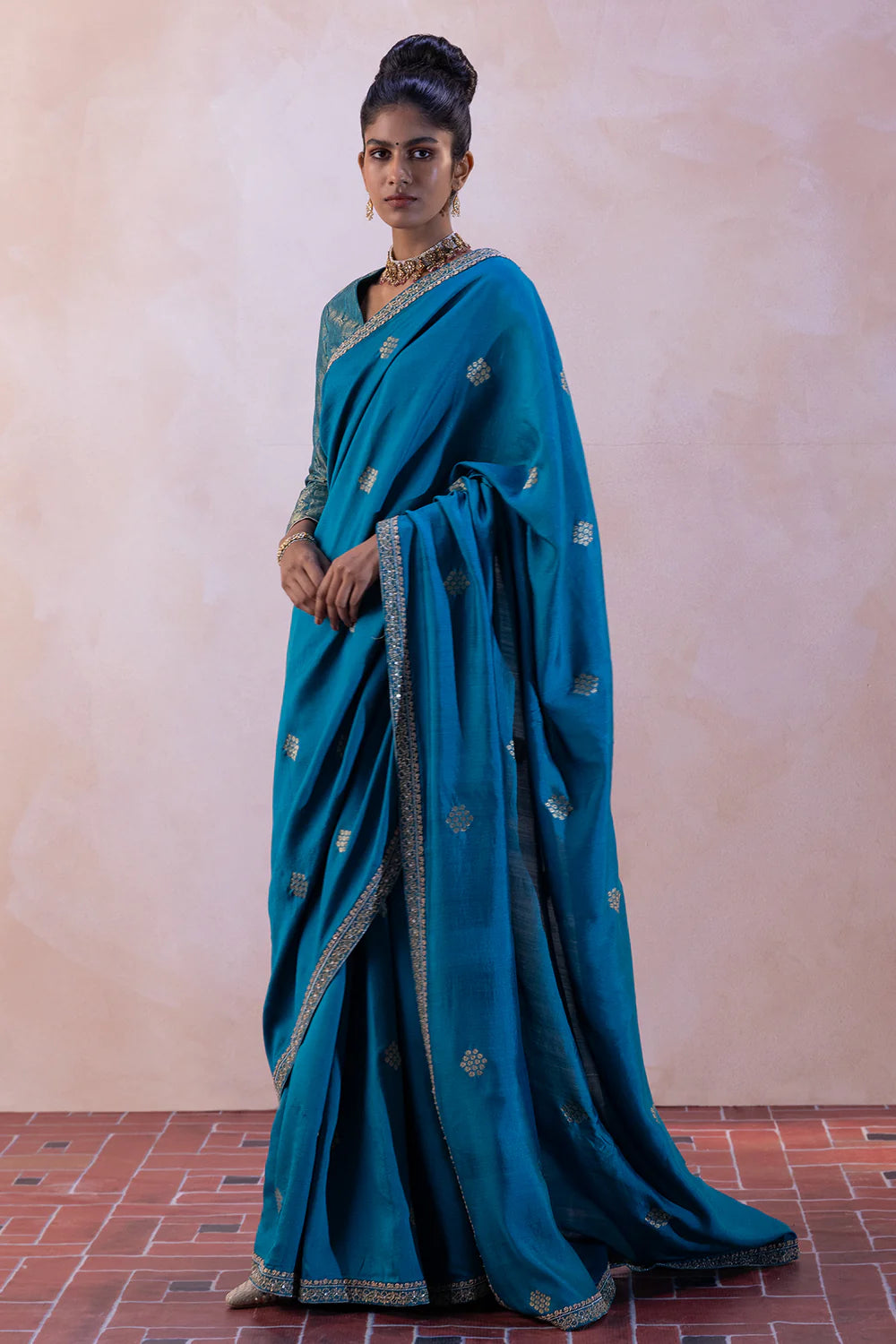 Benarasi Silk Flower Buty Saree with Silk Satin Jaal Blouse & Petticoat